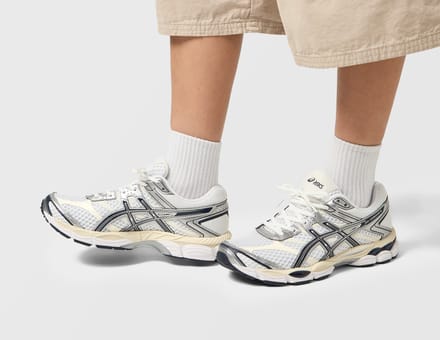 ASICS Gel Cumulus 16 - Unisex - White Midnight - Maat EU 38