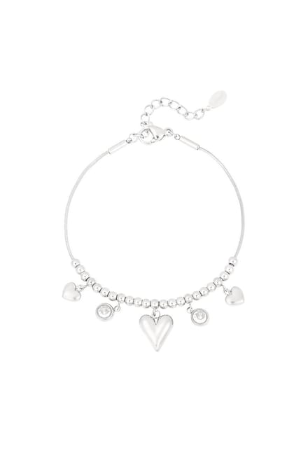 gleaming heart armband