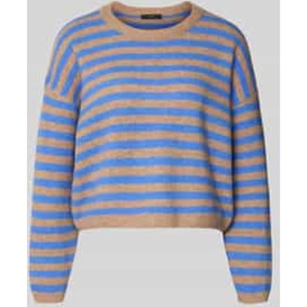 Gebreide pullover met extra brede schouders