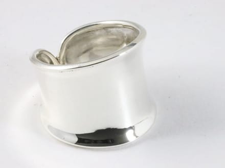 Brede hoogglans zilveren ring - maat 19
