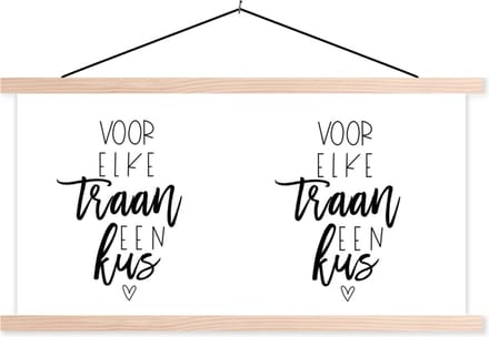 Posterhanger incl. Poster 150x75 cm - Schoolplaat - Beterschap - Quotes - Wit - Kus - Textielposter - Blanke latten
