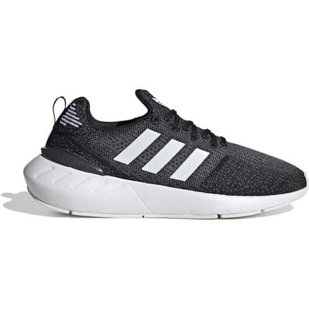 Schoenen dames adidas Swift Run 22