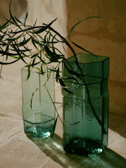 Ferm Living Muro vaas - recycled green - H 23 cm