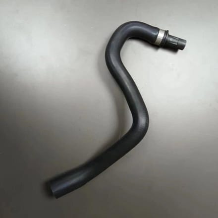 Verwarmingsbuis - Auto Onderdeel - Motor Koeling - Directe Vervanging - 1 Stuk - Zwart