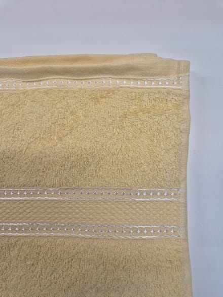Luxe Badhanddoek - Geel - 70 x 140 cm