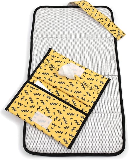 Verschoningsset Combi - Luieretui Matje - Onderweg Luiers - Compact Opvouwbaar - 35x17x2.5 cm - Geel