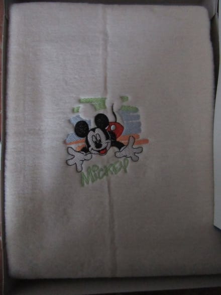Plum Plum - Deken - Wieg - Mickey - 75 x 100 cm - ecru