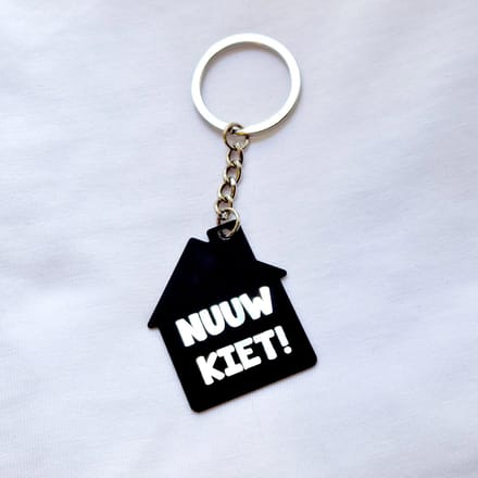 Nuuw Kiet! sleutelhanger - Sleutelhanger Huis - Persoonlijk Cadeau - Sleutelhanger