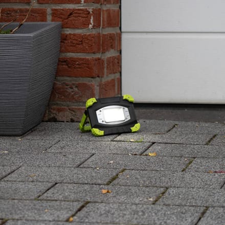 FH Lighting LED-accu-buitenspot 850947, zwart/groen, lengte 17 cm