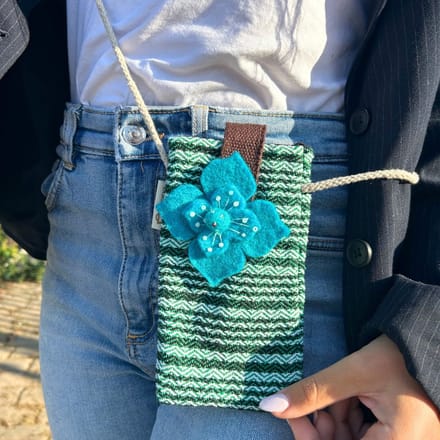 Ancient Wisdom - Tas - Telefoonhoudertas multicolor polyester one size - smartphone tas - schoudertas - handtas - runenstenen tas - trendy tas - mode tas - accessoire tas