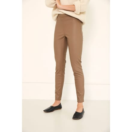 Knitted Amber Pants Latte Maat: XS | Pantalons Outlet | Dames | Bruin
