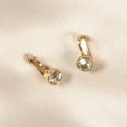 Sylvie Monthulé | Intimate Piercing | Gold Clips