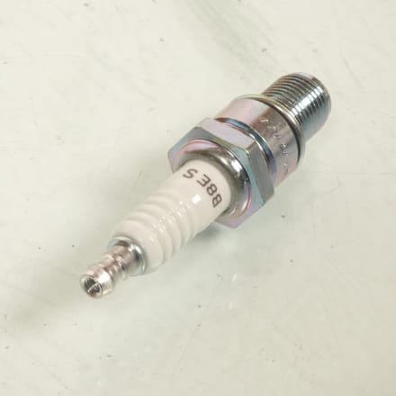 Bougie d'allumage NGK pour Moto Beta 125 Techno Après 1994 Neuf
