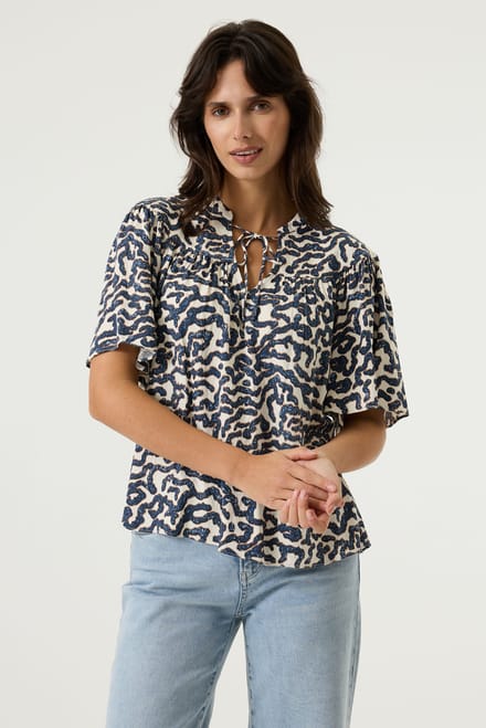GARCIA Dames Print Blouse Wit Korte mouw