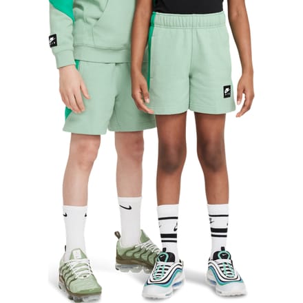 Nike Air Korte Broeken Kinder - Groen - Maat 158 - 170 CM