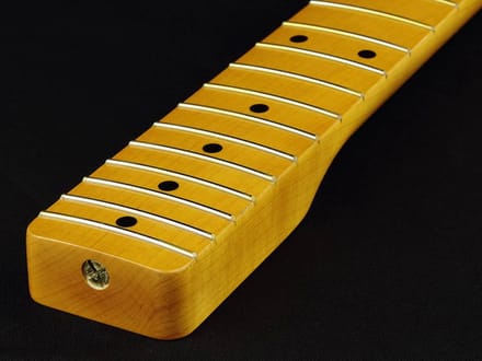 Allparts TMNFFAT – Telecaster® hals, chunky esdoorn, 9,5 radius, nitro finish