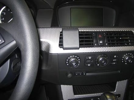 Brodit center mount v. BMW 5-serie/M5 E60/E61 04-06