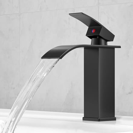 Moderne Waterfall Mengkraan voor Badkamerwastafel van Messing en RVS met 60 cm Slang