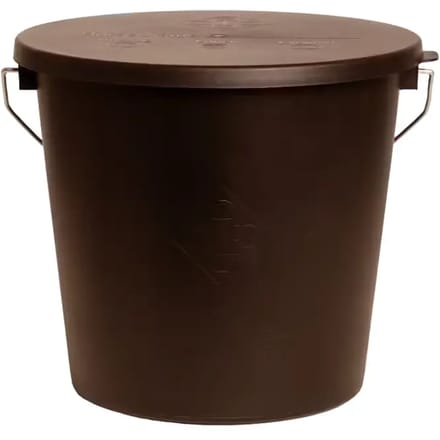Grooming Deluxe - Emmer met deksel bruin 5l