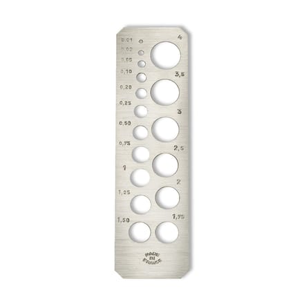 Diamantsteenmeter, vernikkeld messing, met 17 gaten, 93 x 25 mm