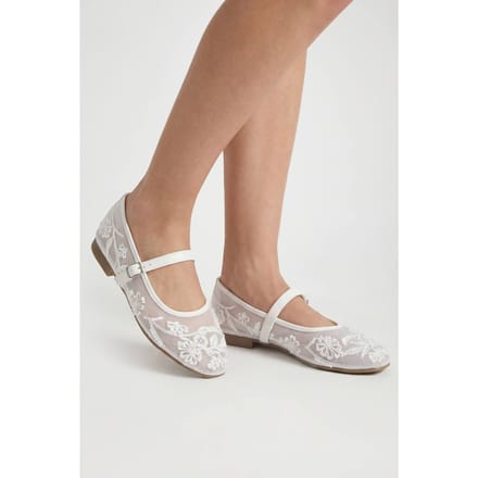 boohoo Dames Bruids Ballerina's Met Kraaltjes Mesh En Gespsluiting | Wit | Maat: 40