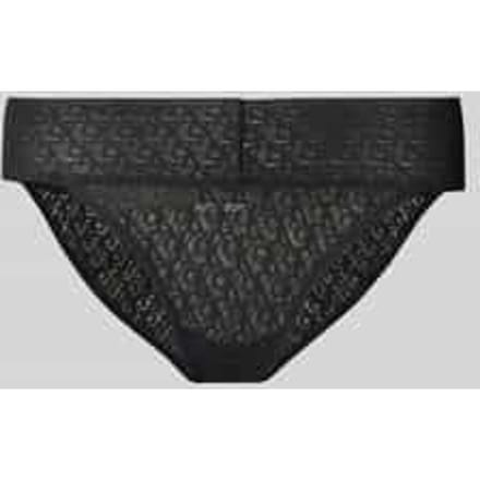Slip met kanten details
