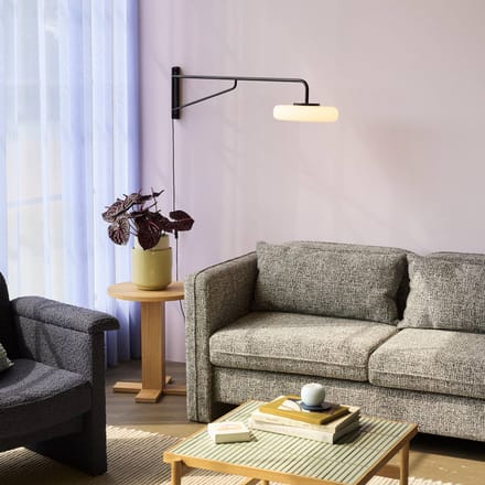 Hübsch LED wandlamp Sway, zwart, uitval 120 cm, metaal