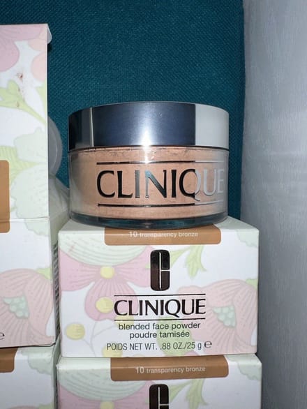 Clinique Blended Face Powder Gezichtspoeder - 10 Transparency bronze 25g