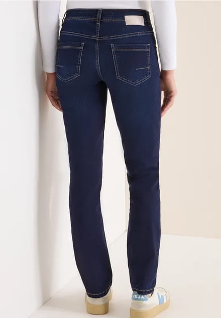 Straight Legs jeans