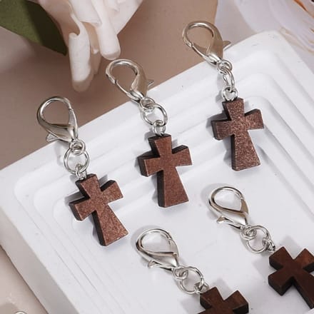 VANDAAG VERZONDEN - Set van 5 sleutelhangers - Hout - Kruis - Christelijk