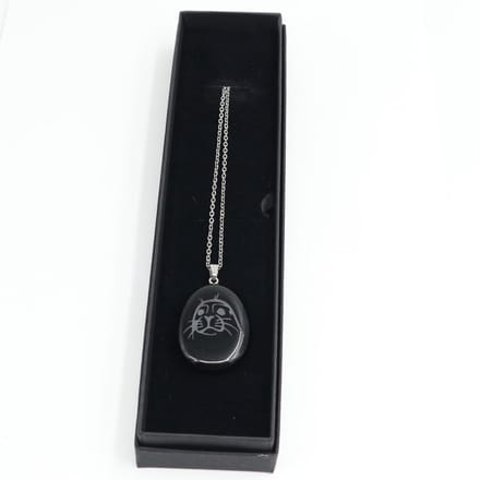 Talisman ketting Zeehondenkop zwart