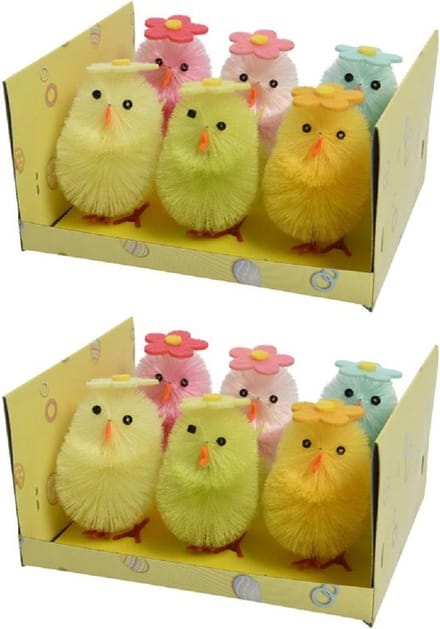Decoris Paaskuikentjes 18x gekleurd - 6,5 cm hoog - met bloem - zijde-chenille