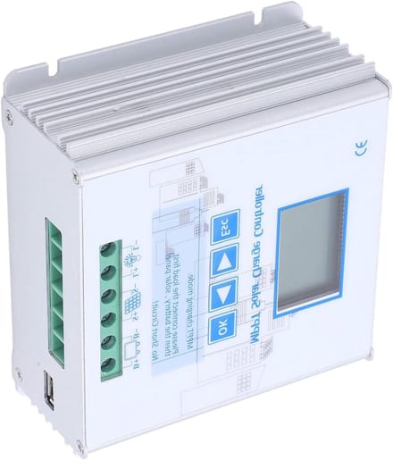 Solar Laadregelaar - Acculader Regulator - Energie Beheer - MPPT Efficiënt Laden - 30A - Zilver