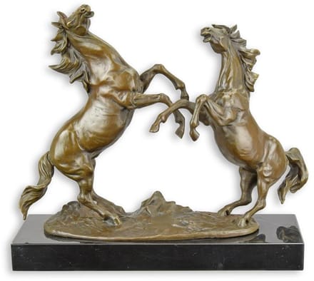 Bronzen beeld - Steigerende paarden - Op een standaard, Brons - 36,5 cm hoog