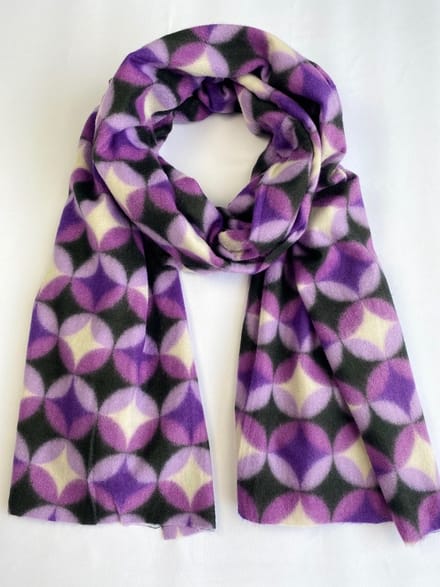 Wintersjaal zacht en vrolijk 80% viscose met 20% wol