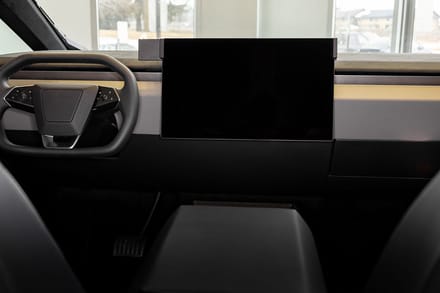 Proclip Tesla Cybertruck 23- Center mount