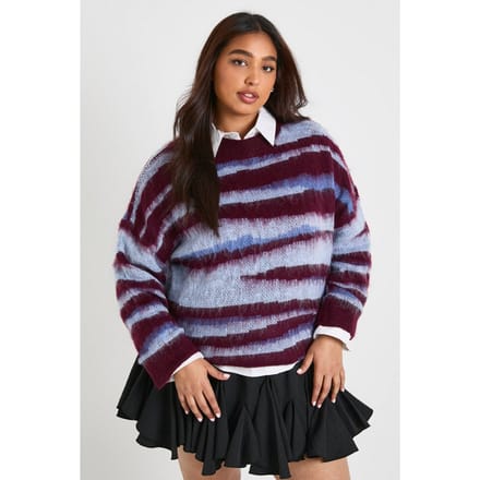 boohoo Dames Plus Geborstelde Gebreide Abstracte Print Oversized Gebreide Trui | Bordeaux Rood | Maat: 48-50