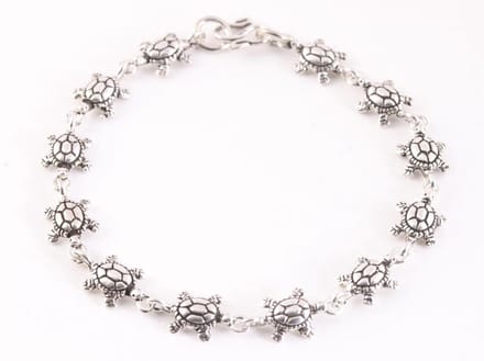 Fijne zilveren armband met schildpadden