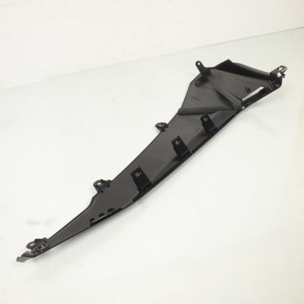 Sabot bas de caisse droit P2R pour Scooter Yamaha 530 Tmax 2012 à 2014 noir brillant Neuf
