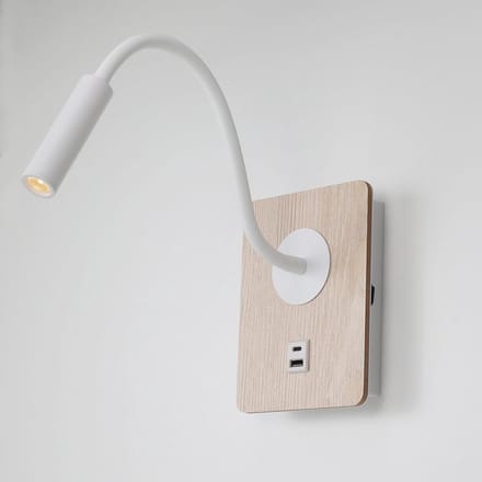 Wandlamp met Flexibele Spot, USB-C Oplaadpoort en Houtlook