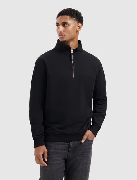 Pure Path Embroidery Half-zip Sweater Black (25030311 - 02)