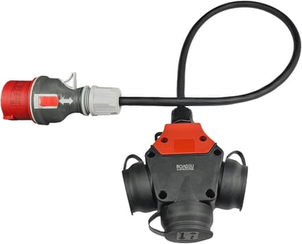 CE Stroomadapter 16A van CEE naar 3x 220V Schuko met Rubber Verlengsnoer - 0,5 meter