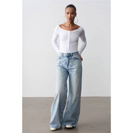 Slim-fit Bootuit Top