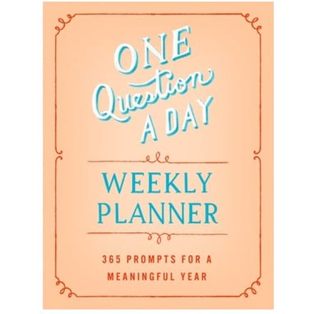 One Question A Day Weekly Planner - Aimee Chase