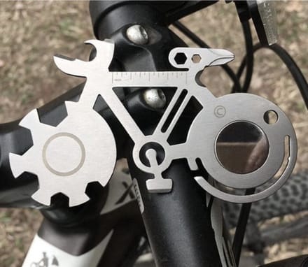 Knaak Multitool Sleutelhanger - Fietsgadget - 10-in-1 Tool - RVS - Compact - Voor Onderweg