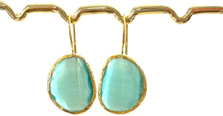 Oorbellen cateye licht blauw