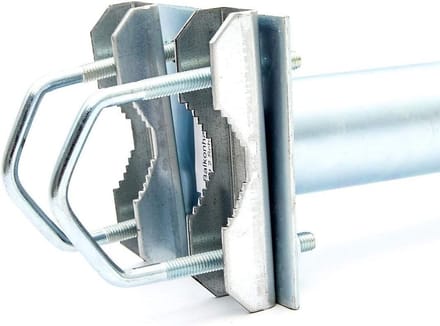 Stalen Antennebeugel - Mastuitlegger Satelliet - Antenne Bevestigen - Verstelbare Klemmen - 45 cm - Zilverkleurig