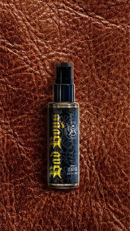 RR Customs - BadBoys - Scent Leather