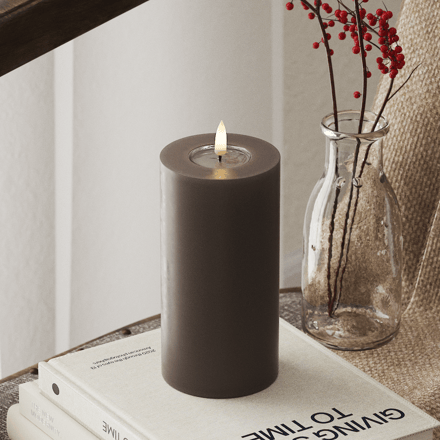 Luxe LED kaars - Mokka LED Candle 7,5 x 15 cm - net een echte kaars! Deluxe Homeart
