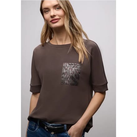 Shirt met leo borstzak